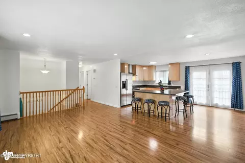 10249 Chickaloon St, Eagle River, AK 99577 photo 9