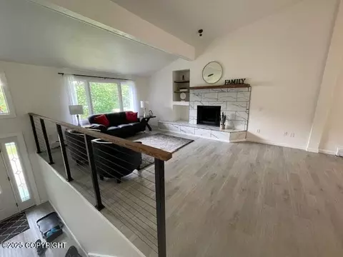 4353 Rendezvous Cir, Anchorage, AK 99504
