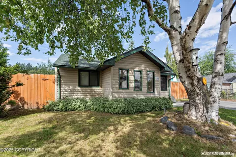1602 Richardson Dr, Anchorage, AK 99504