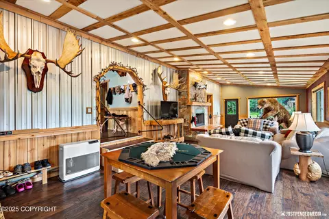 29416 W Deshka Landing Rd, Willow, AK 99688