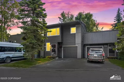 2062 Stonegate Cir, Anchorage, AK 99515