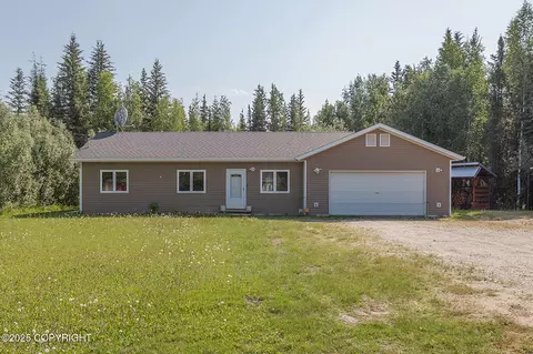 1250 Toolik Dr, North Pole, AK 99705
