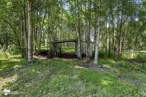 Exterior - 19360 Chugach Park Dr, Chugiak, AK 99567 photo 4 of 12