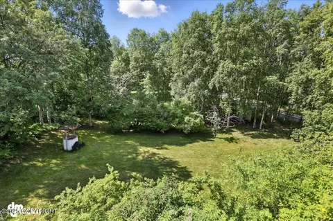 Exterior - 19360 Chugach Park Dr, Chugiak, AK 99567 photo 1 of 12