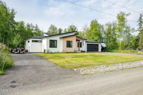 3200 E Woodruff Loop, Wasilla, AK 99654 photo 2