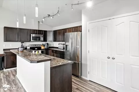 12284 Vista Ridge Loop, Eagle River, AK 99577 photo 13