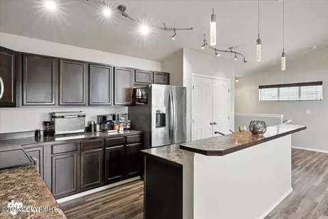 12284 Vista Ridge Loop, Eagle River, AK 99577 photo 11