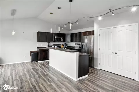 12284 Vista Ridge Loop, Eagle River, AK 99577 photo 10