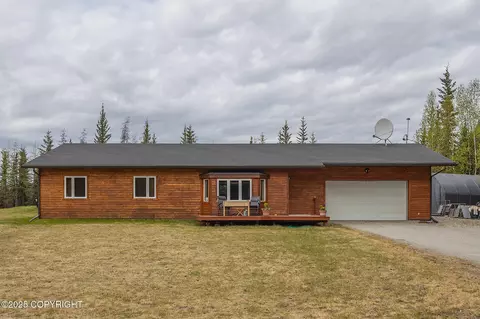 2578 Kalispell Loop, North Pole, AK 99705