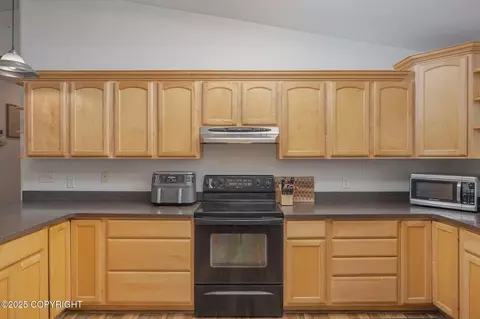 Kitchen - 2578 Kalispell Loop, North Pole, AK 99705 photo 5 of 5