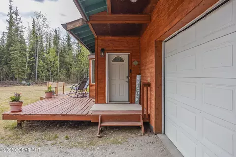 Exterior - 2578 Kalispell Loop, North Pole, AK 99705 photo 2 of 10
