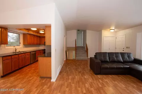 9636 Nulato Cir, Eagle River, AK 99577 photo 18