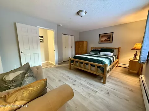 2808 Iris Dr, Anchorage, AK 99517 photo 7