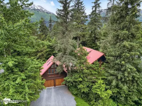 311 Alpine Meadows Ave, Girdwood, AK 99587 photo 2