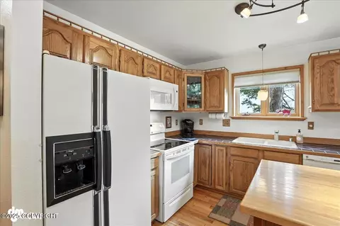 311 Alpine Meadows Ave, Girdwood, AK 99587 photo 19