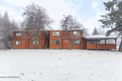 1808 Juneau Dr, Anchorage, AK 99501