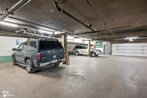 Exterior - 1210 E 16th Ave # 4, Anchorage, AK 99501 photo 9 of 10