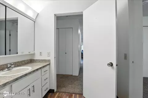 Bath - 1210 E 16th Ave # 4, Anchorage, AK 99501 photo 2 of 5