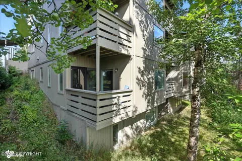 Exterior - 1210 E 16th Ave # 4, Anchorage, AK 99501 photo 5 of 10