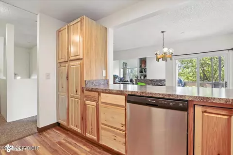 Kitchen - 1210 E 16th Ave # 4, Anchorage, AK 99501 photo 2 of 3