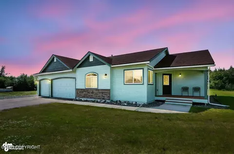 3098 N Lazy Aurora Cir, Palmer, AK 99645