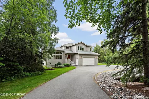 15250 Evergreen Ridge St, Anchorage, AK 99516