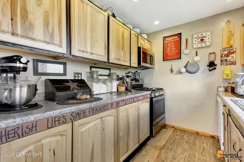 12861 W Willow Fishhook Rd, Willow, AK 99688 photo 33