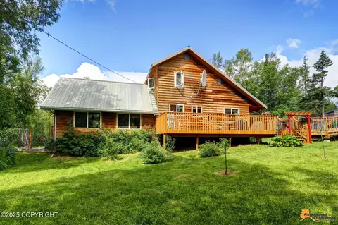 12861 W Willow Fishhook Rd, Willow, AK 99688