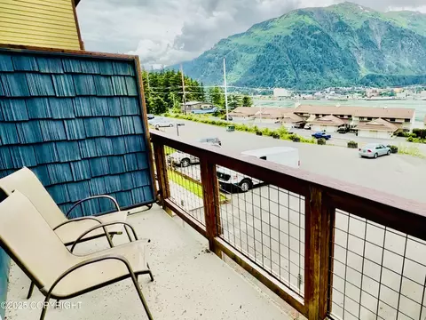 2703 David St, Juneau, AK 99801