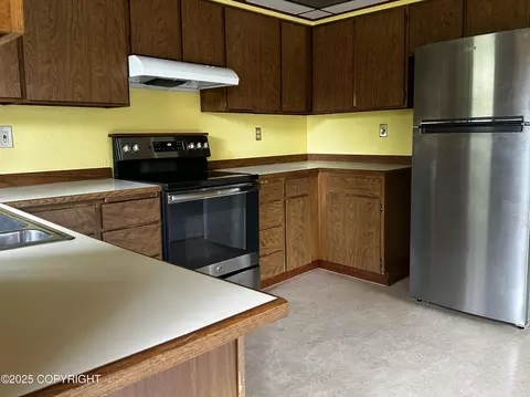 9238 Emily Way, Juneau, AK 99801