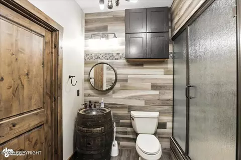 Bath - 27628 Paramount Dr, Eagle River, AK 99577 photo 5 of 5