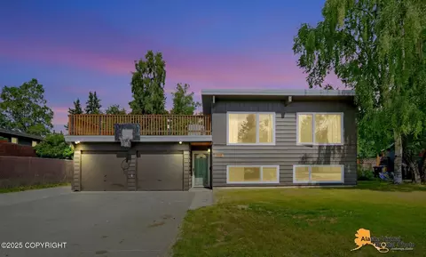 1915 Stanford Dr, Anchorage, AK 99508