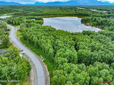 5564 E Pamela Dr, Wasilla, AK 99654