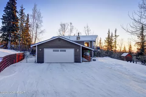 6750 Round Tree Dr, Anchorage, AK 99507 photo 3