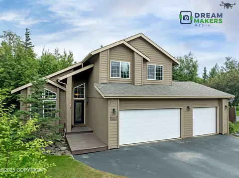 11240 Equestrian St, Palmer, AK 99645