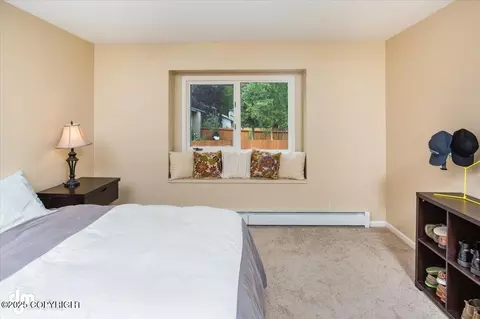 Bedroom - 18644 Eaglewood Loop, Eagle River, AK 99577 photo 6 of 6