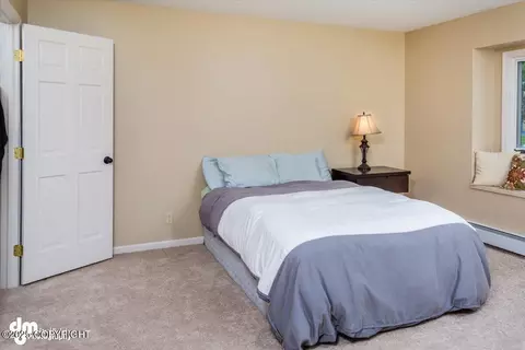 Bedroom - 18644 Eaglewood Loop, Eagle River, AK 99577 photo 5 of 6