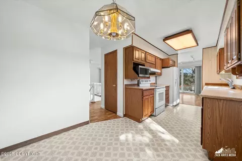 Kitchen - 1521 Cache Dr, Anchorage, AK 99507 photo 6 of 6
