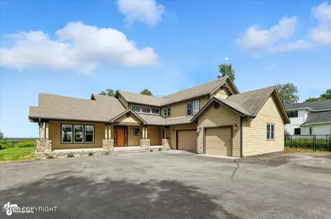 47586 Grant Ave, Kenai, AK 99611