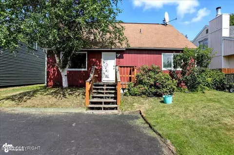 441 W 89th St, Anchorage, AK 99515