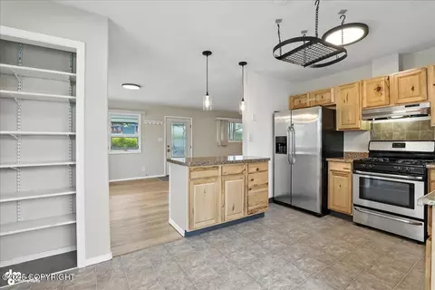 Kitchen - 3634 E 16th Ave, Anchorage, AK 99508 photo 3 of 4