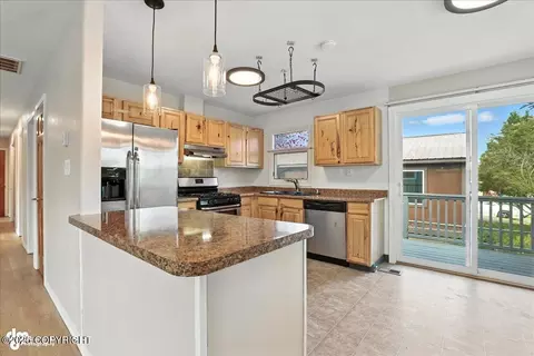 3634 E 16th Ave, Anchorage, AK 99508