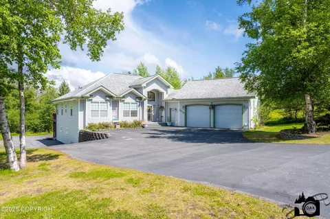 3474 E Wanamingo Dr, Wasilla, AK 99654