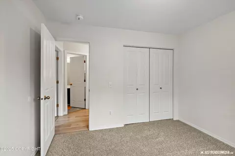 Bedroom - 9755 Newhaven Loop, Anchorage, AK 99507 photo 4 of 6