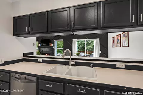 Kitchen - 9755 Newhaven Loop, Anchorage, AK 99507 photo 3 of 5