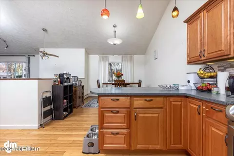 Kitchen - 400 Cherry St, Anchorage, AK 99504 photo 4 of 4