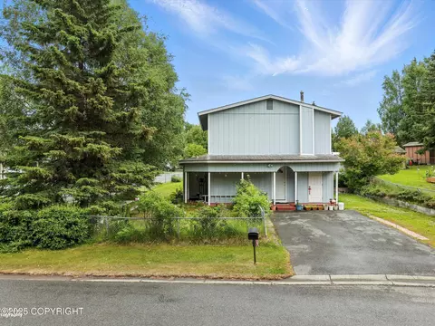 9801 Whitefish Cir, Anchorage, AK 99515