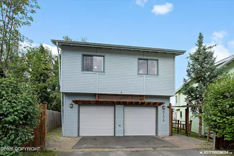 5170 Merle Cir, Anchorage, AK 99507