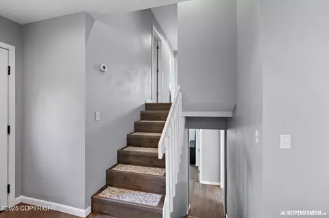 8410 E 20th Ave, Anchorage, AK 99504 photo 7