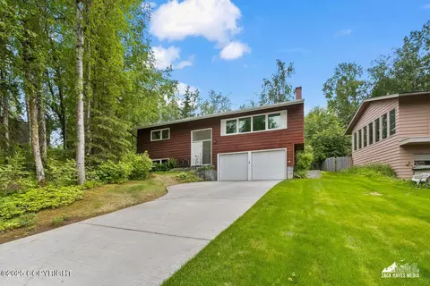3750 Winterset Dr, Anchorage, AK 99508 photo 4